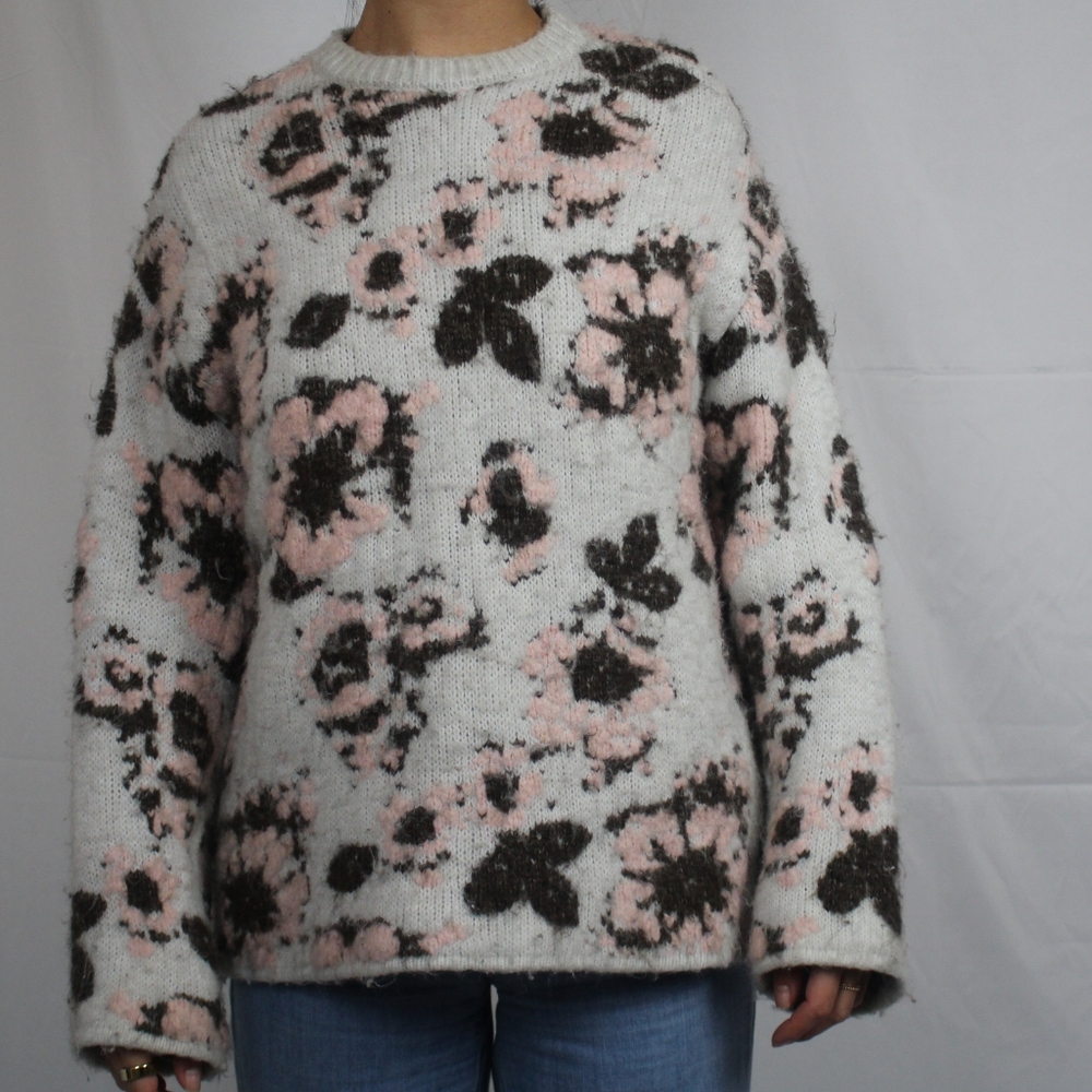 Thick Floral Sweater